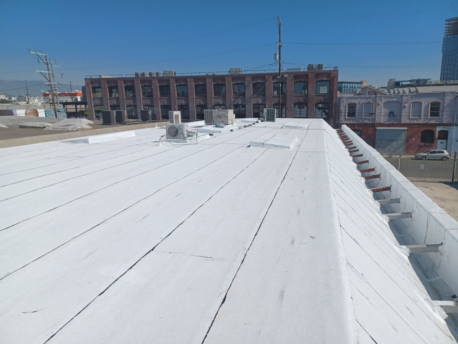White coated commercial roof