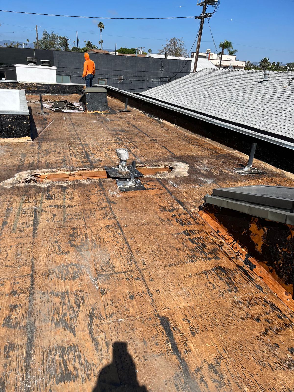 Flat roof torn off to the deck